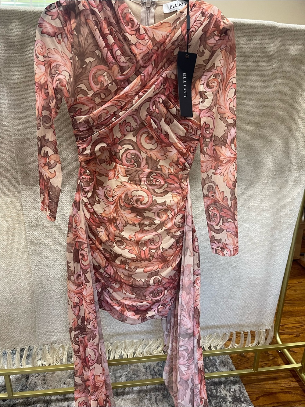 Elliatt Pink and Cream Floral Ruched Long-Sleeve Dress